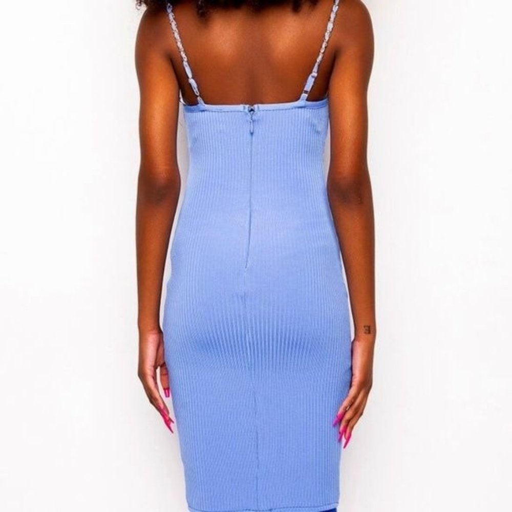 Callie on the 9s: Ribbed Chain Bodycon Dress in Periwinkle Large - Picture 3 of 7